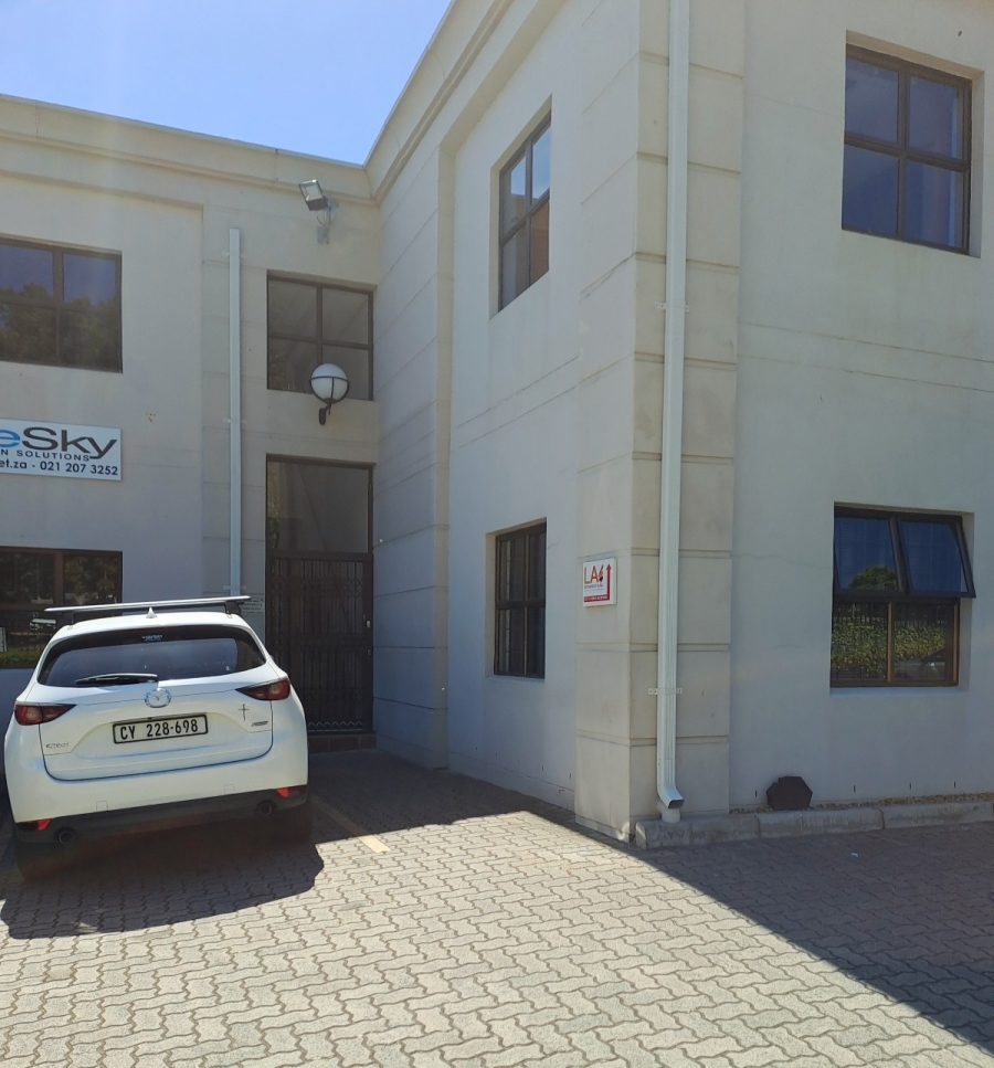 To Let commercial Property for Rent in Okennedyville Western Cape